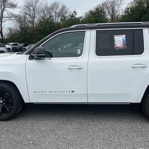 JEEP GRAND WAGONEER BASE - 4