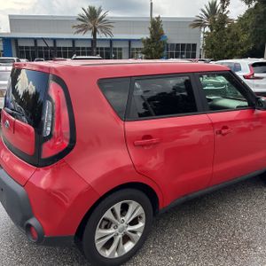 2015 KIA SOUL + 照片 7