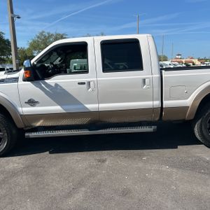 FORD F-250 SUPER DUTY LARIAT - 4