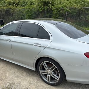 MERCEDES-BENZ E-CLASS - 6