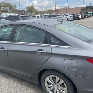 HYUNDAI SONATA GLS - 6