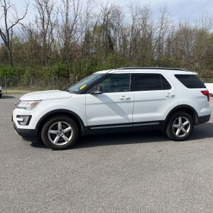 FORD EXPLORER XLT - 3
