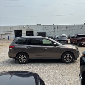 2014 Nissan PATHFINDER SV — фото 10
