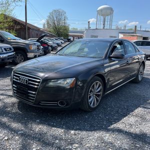 AUDI A8 BASE - 1