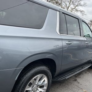 CHEVROLET SUBURBAN PREMIER - 9