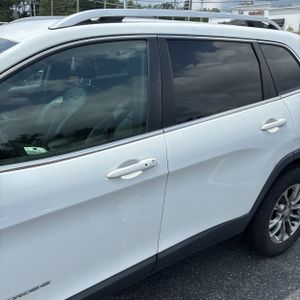 2019 JEEP CHEROKEE LATITUDE PLUS 照片 3