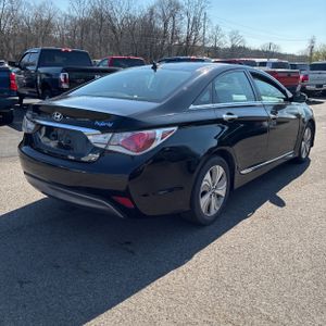 HYUNDAI SONATA HYBRID LIMITED - 8