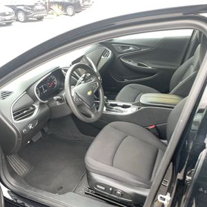 2023 Chevrolet MALIBU LT 照片 1