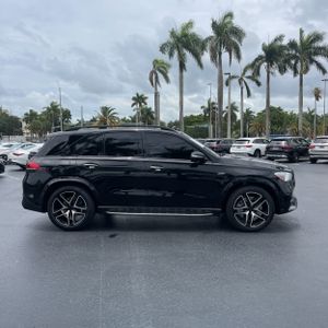 صورة 10 لـ 2022 Mercedes-BENZ GLE AMG