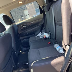 صورة مصغرة 34 لـ 2017 Nissan ROGUE SV