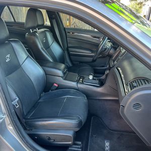2017 Chrysler 300 300S 照片 33