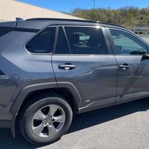 TOYOTA RAV4 - 9