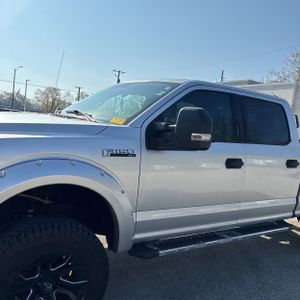 FORD F-150 XLT - 2