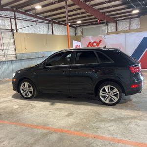 AUDI Q3 2.0T PREMIUM - 3