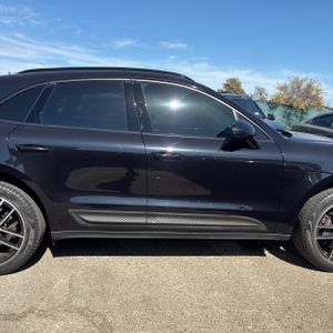 2022 Porsche MACAN BASE — фото 11