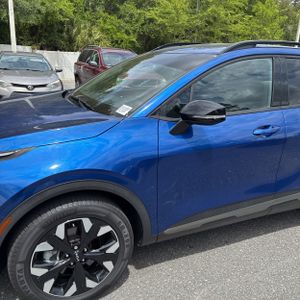 KIA SPORTAGE X-LINE - 2