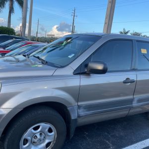 2005 Honda PILOT LX 照片 2