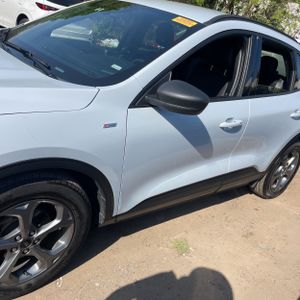 FORD ESCAPE ST-LINE - 3