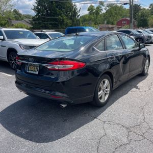 FORD FUSION SE - 8