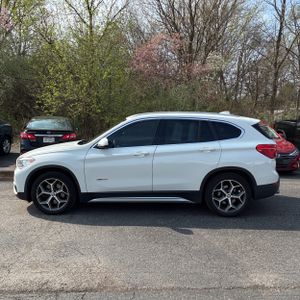 BMW X1 XDRIVE28I - 3