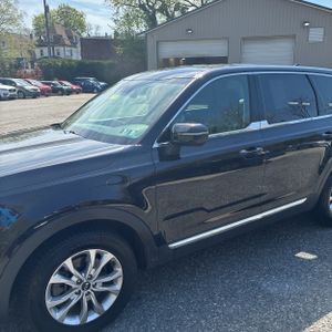 KIA TELLURIDE LX - 2