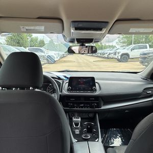 صورة مصغرة 33 لـ 2024 Nissan ROGUE SV
