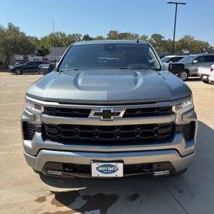 صورة 14 لـ 2023 Chevrolet SILVERADO 1500 RST