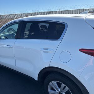 صورة 6 لـ 2018 KIA SPORTAGE LX