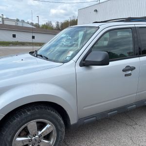 FORD ESCAPE XLT - 2