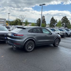 PORSCHE CAYENNE COUPE - 8