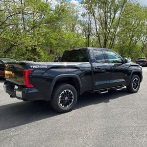 TOYOTA TUNDRA - 8