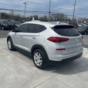 HYUNDAI TUCSON VALUE - 5