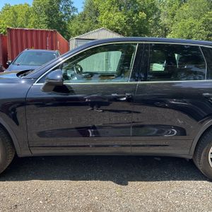 PORSCHE CAYENNE - 4