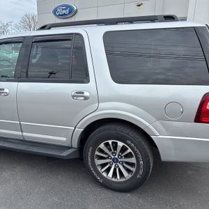 FORD EXPEDITION XLT - 6