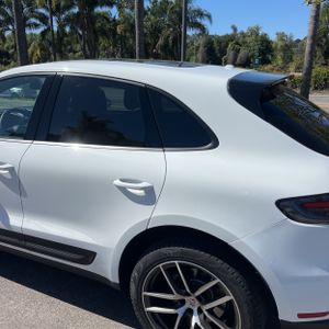 PORSCHE MACAN - 6