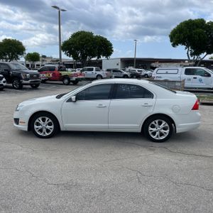 FORD FUSION SE - 3