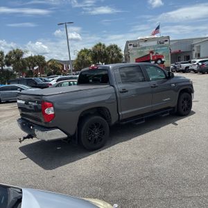 2021 Toyota TUNDRA SR5 照片 8