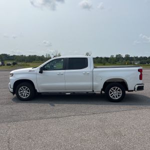 صورة 3 لـ 2020 Chevrolet SILVERADO 1500 RST