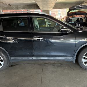 2015 Nissan ROGUE SL 照片 11