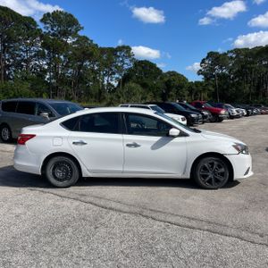 NISSAN SENTRA SV - 10