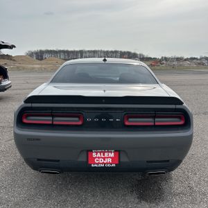 DODGE CHALLENGER SXT - 7