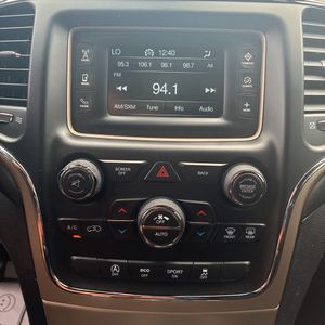 صورة مصغرة 36 لـ 2016 JEEP GRAND CHEROKEE LAREDO