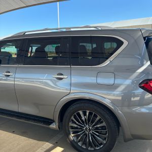 2021 Infiniti QX80 PREMIUM SELECT 照片 6
