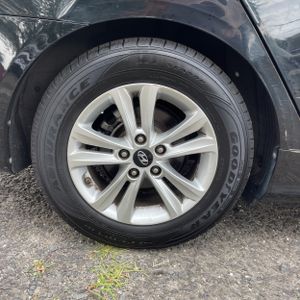 صورة مصغرة 19 لـ 2011 Hyundai SONATA GLS