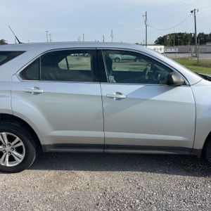 2011 Chevrolet EQUINOX LS 照片 11