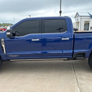 FORD F-250 SUPER DUTY LARIAT - 4