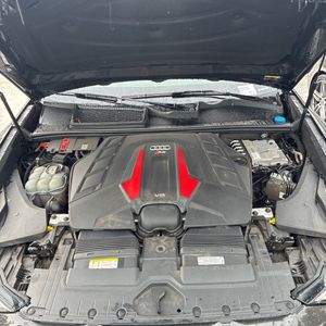 صورة مصغرة 46 لـ 2021 AUDI RS Q8 4.0T QUATTRO
