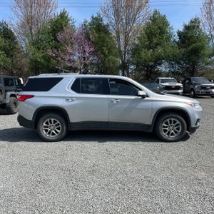 CHEVROLET TRAVERSE LT CLOTH - 10