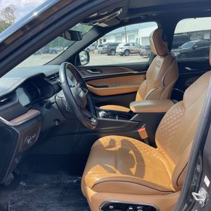صورة مصغرة 32 لـ 2022 JEEP GRAND CHEROKEE SUMMIT