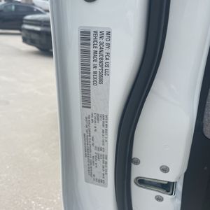 2023 JEEP COMPASS LATITUDE — миниатюра 53